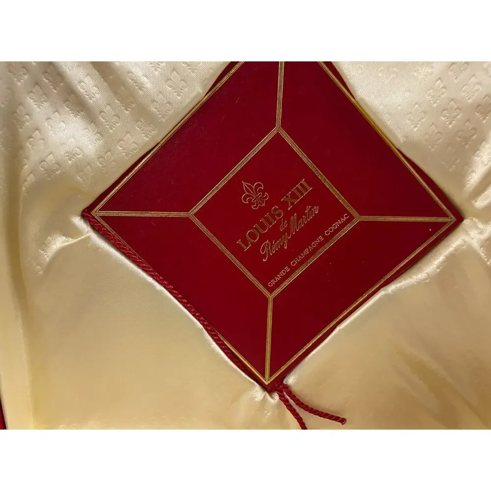 Louis XIII Rémy Martin Grande Champagne Cognac Baccarat Crystal Decanter Bottle